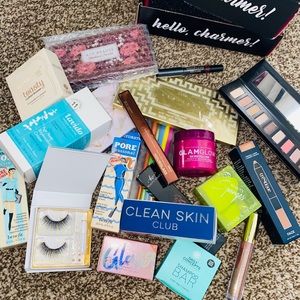 Boxycharm bundle! 25 items of pure amazingness 🥰